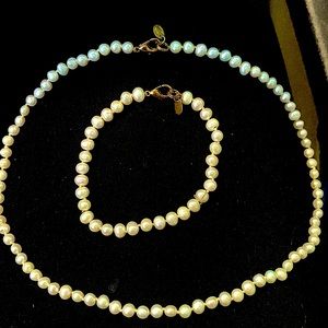 Authentic Vintage JCLind freshwater pearl necklace and bracelet set! $150